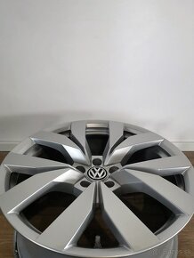 VW Touareg III - orig. ALU disky 5x112 R20 - 3