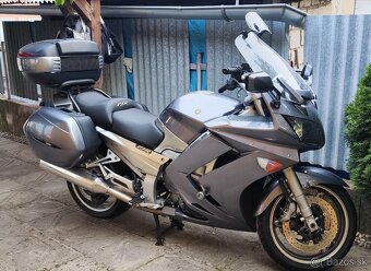 Yamaha FJR 1300 - 3