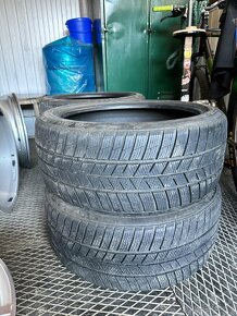 Zemné Pneu 235/40r19 - 3