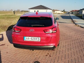 Hyundai i30 CW 1.4 T-GDi Automat - 3