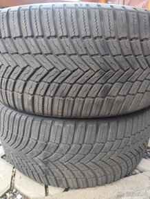 Bridgestone EVO 225/40 R18 - 3