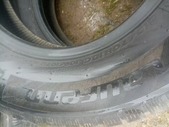 Predam 2ks zimne pneumatiky 215/70r15C - 3