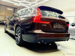 Volvo V60 T4 Momentum A/T,2020,1Majiteľ - 3