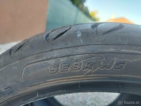 Predám pneumatiky Sebring 235/40 r19 - 3