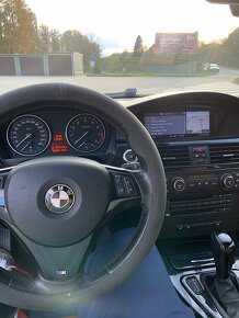 BMW E92 325I - 3