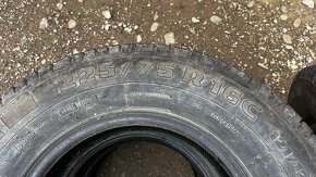 Zimné pneumatiky 225/75 r16 - 3