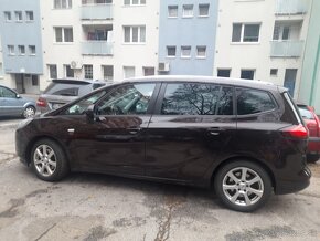 Opel Zafira Tourer 2TDI,Autmat r.v.2013 - 3