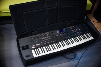 Roland G1000 Keyboard Workstation - 3