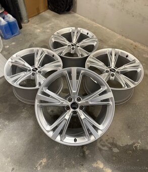 Hliníkové disky Audi 5x112 R21 Audi Q8 , SQ8 , RSQ8 - 3