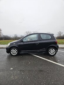 Toyota Yaris 1.3 linea luna vvti - 3