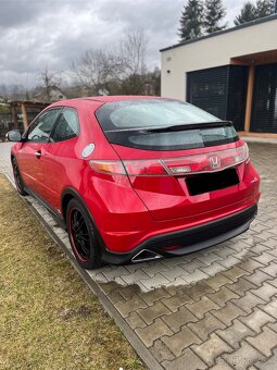 Honda Civic 1.8 type S - 3