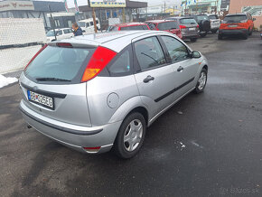 Ford Focus 1.6 Zetec SE Trend - 3