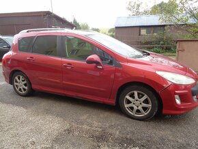 Predám PEUGEOT 308 1.6 HDI 82 kW NAFTA - 3