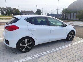 Kia Ceed 1.6 GDI - 3