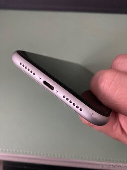 Iphone XR, 128 gb white - 3