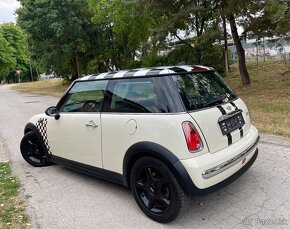 Mini Cooper 1.4D 75ps  • CHECKMATE • Pepper White • - 3