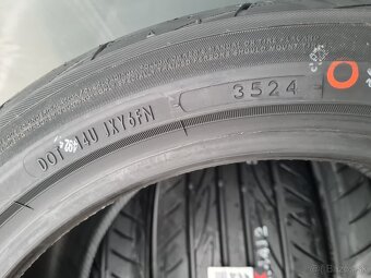 Yokohama 245/40R18 letné - 3