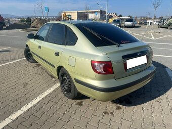 Hyundai Elantra 1.6 GL - 3