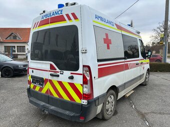 Renault Master 2.3 DCI Ambulancia - 3