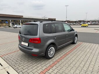 Volkswagen Touran 1.6 TDi 77kw digi klima navigace - 3