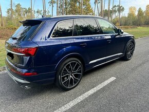 Audi SQ7 benzín 2021 - 3