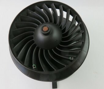 Ventilator kurenia Mercedes Benz A0999060312 BOSCH - 3