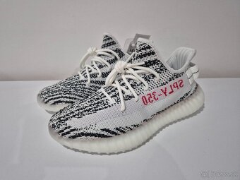 Yeezy Boost 350 V2 "Zebra" - 3