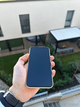 iPhone 15 Pro 256Gb Zaruka - 3