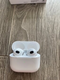 Apple air pods - 3