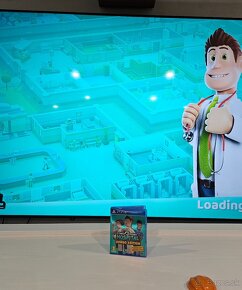 Two Point Hospital na PS4 15e - 3