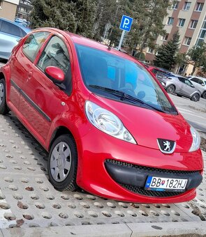 Peugeot 107 -1,0 benzín 50 kW - 5 st. automat /110 tis.km - 3