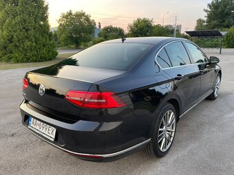 Volkswagen Passat 2.0 TDI EVO Elegance DSG - 3