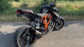 Ktm superduke 1290 - 3