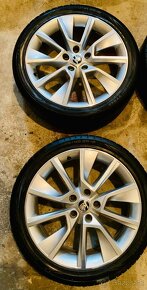 Škoda R18 7Jx18 ET45 5x112 Originál Braga 225/40 ZR18 - 3