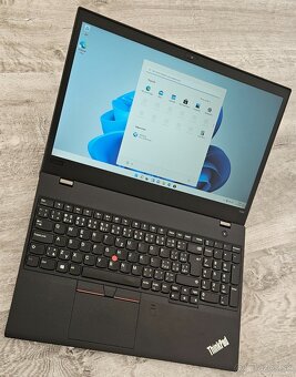 Lenovo ThinkPad T580 - 3