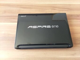 rozpredám netbook Acer aspire one D255 - 3