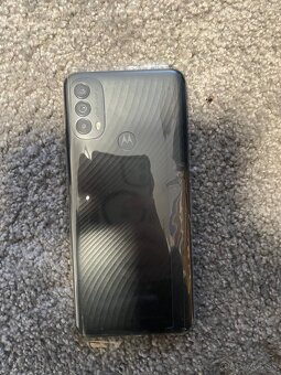 Motorola moto s40 - 3