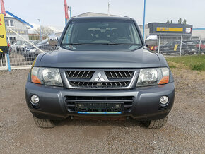 Mitsubishi Pajero Wagon 3.2 DI-D Intense Privilege A/T - 3