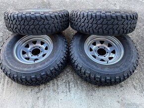 235/85 r16 - 3