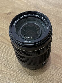 Canon EF-S 18-135mm f/3.5-5.6 IS STM - 3