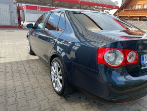 Volkswagen Jetta 1.6-75kw - 3