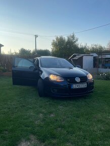 Volkswagen Golf  2.0 TDi - 3