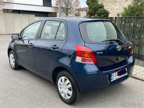 Toyota Yaris 1.0 VVTi, 2010, prvý majiteľ - 3