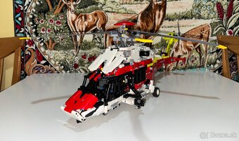 Lego Technic 42145 - 3