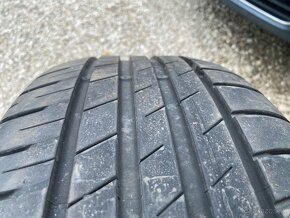 Pneu 215/55 r17 - 3