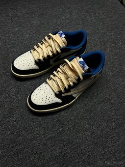 Nike x Travis Scott x Fragment Air Jordan 1 Low OG SP - 3