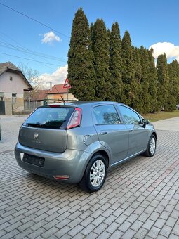 Fiat Punto 1.3 JTD  70kW r.v 2013, 189048km Bez korozie - 3