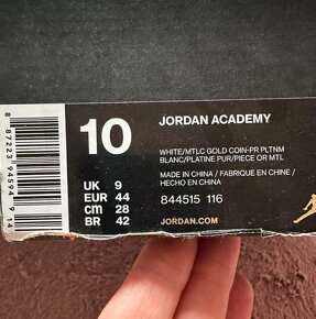 Air Jordan Academy. - 3