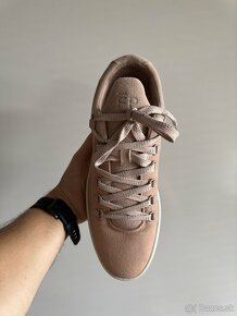 Filling Pieces - 3