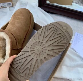 Dámske čizmy Ugg platform mini hnedé camel - 3